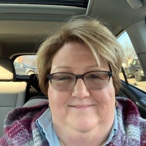 Meet your Posher, Carol